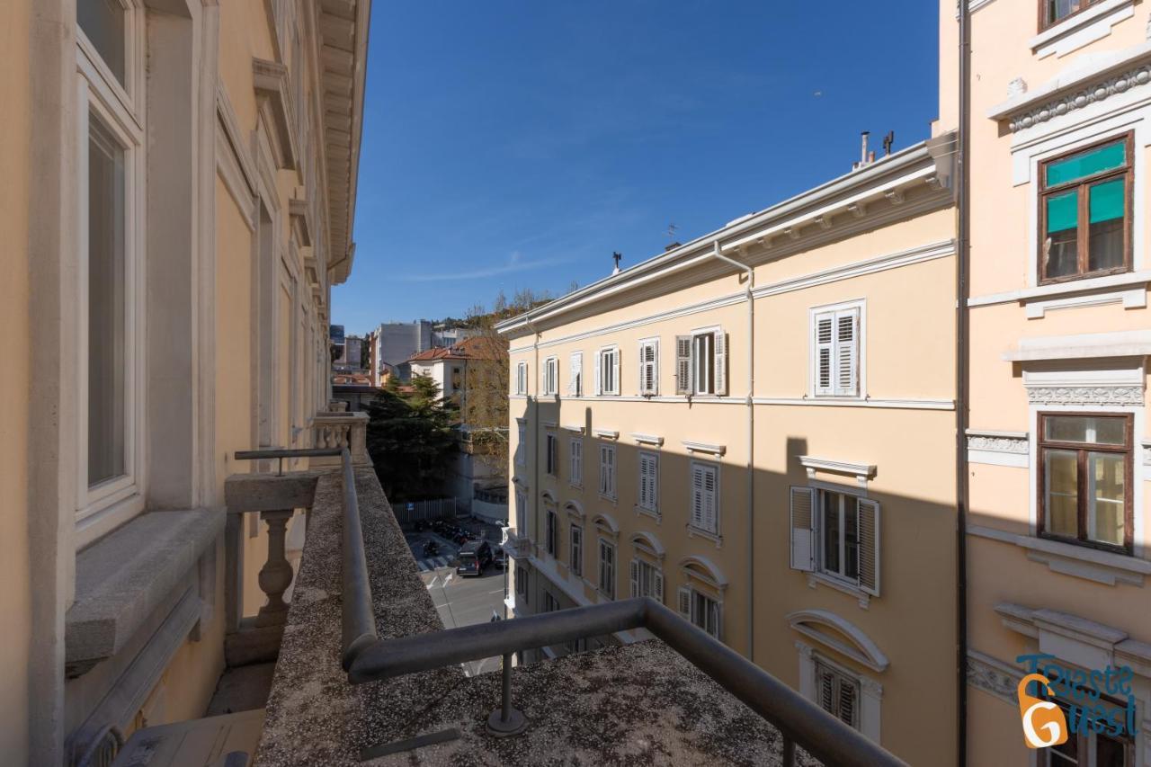 Ferienwohnung The House Of Joy - Luminoso - Clima - Balcone Triest Exterior foto